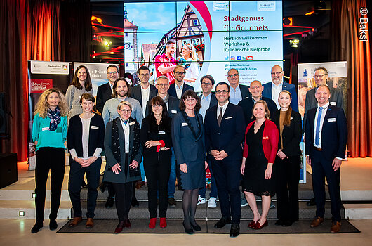 Gruppenbild beim Workshop der AG "Fränkische Städte" mit Privaten Brauereien, Wien