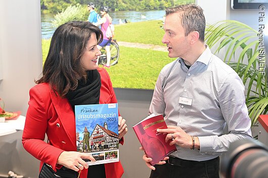 Im Gespräch mit der Bayerischen Staatsministerin für Ernährung, Landwirtschaft, Forsten und Tourismus, Michaela Kaniber