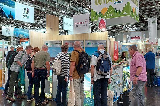 Messe Caravan Salon 2023, Gemeinschaftsstand mit wandermagazin