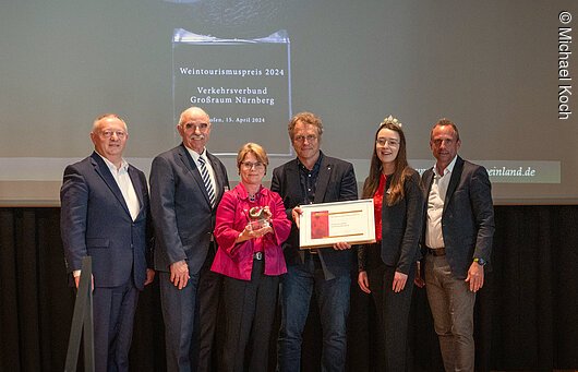 Verleihung des Weintourismuspreis 2024 an den Verkehrsverbund Großraum Nürnberg (VGN) am 15. April 2024 in Iphofen